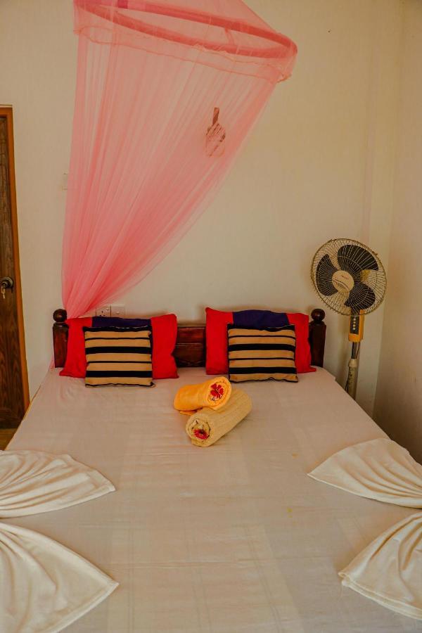 Sigiri Gayani Home Stay Сигирия Экстерьер фото