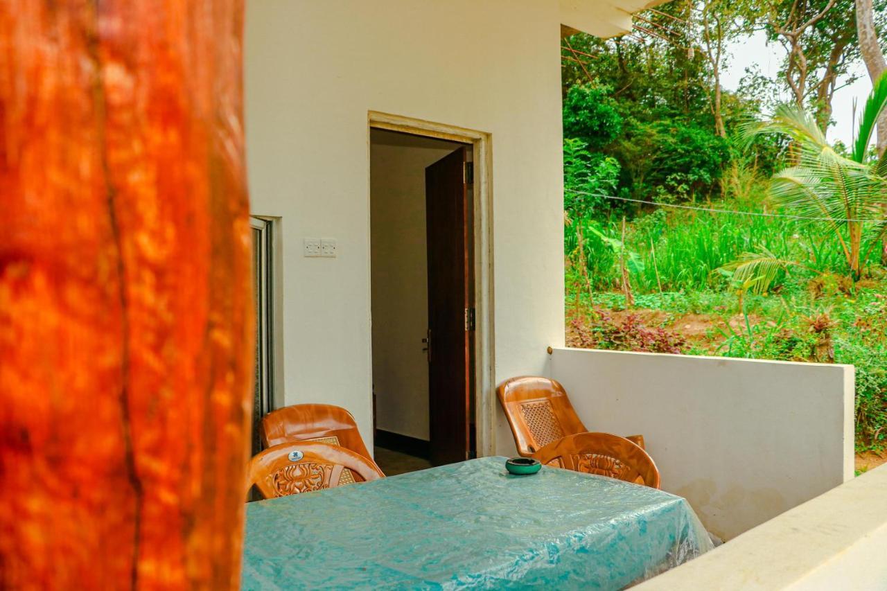 Sigiri Gayani Home Stay Сигирия Экстерьер фото