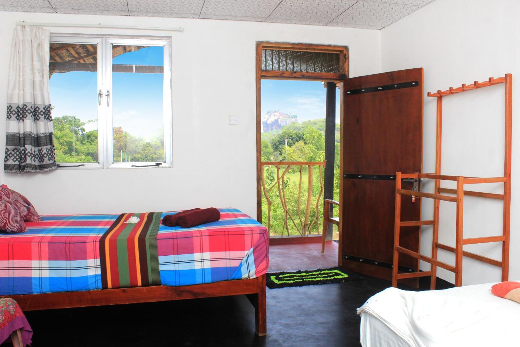 Sigiri Gayani Home Stay Сигирия Экстерьер фото